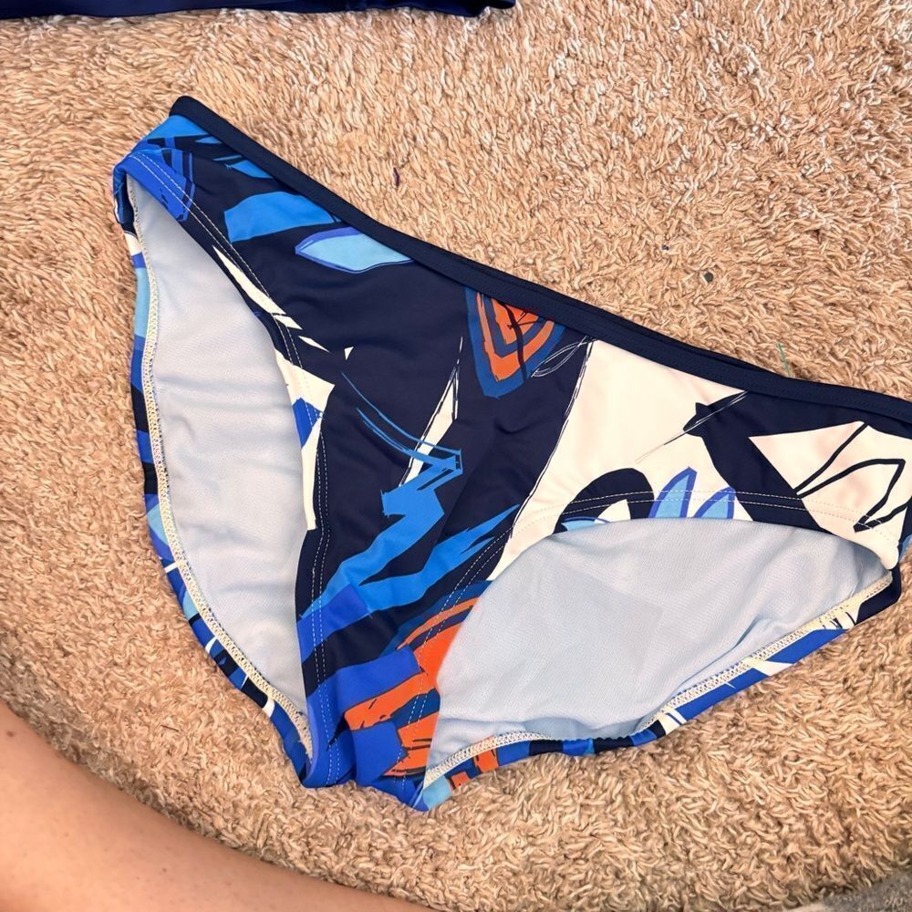 NIKE BIKINI BOTTOM SIZE 12
